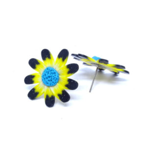 Brinco Flor Crisântemo Preto e Amarelo